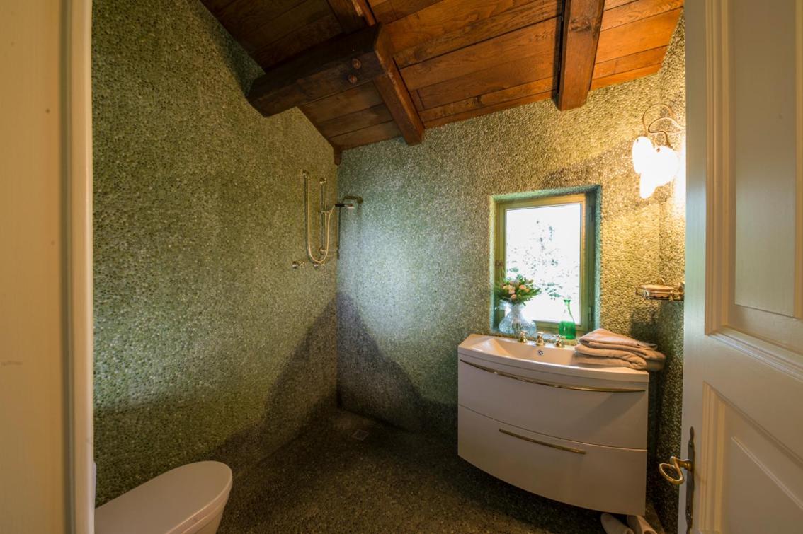 Dionisia'S Home, Pool, Spa On Monviso Unesco Alps Verzuolo Bagian luar foto