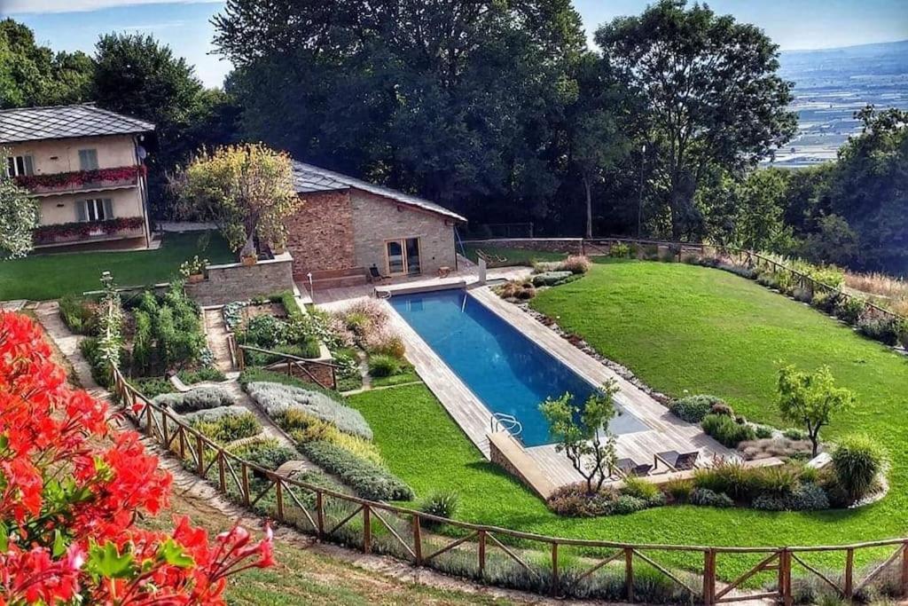 Dionisia'S Home, Pool, Spa On Monviso Unesco Alps Verzuolo Bagian luar foto