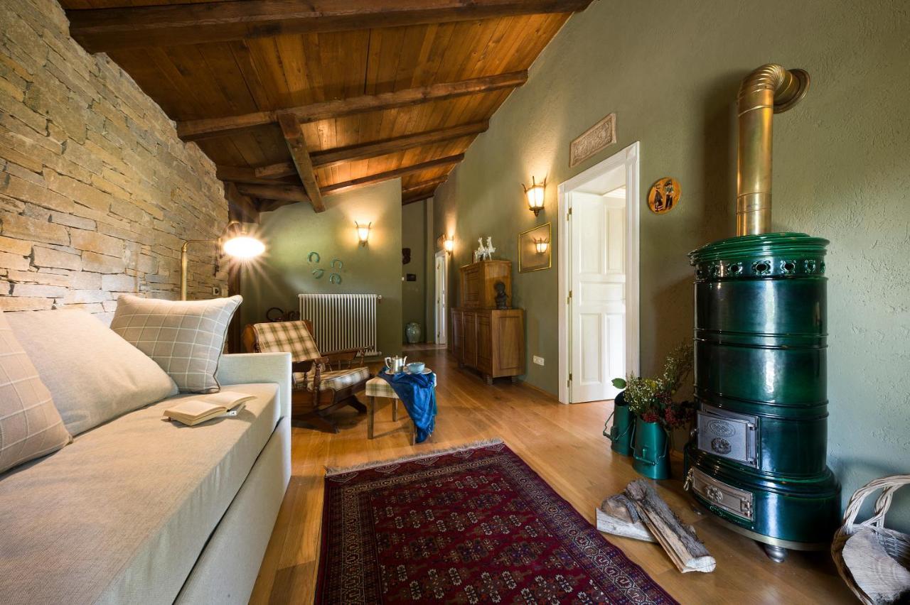 Dionisia'S Home, Pool, Spa On Monviso Unesco Alps Verzuolo Bagian luar foto